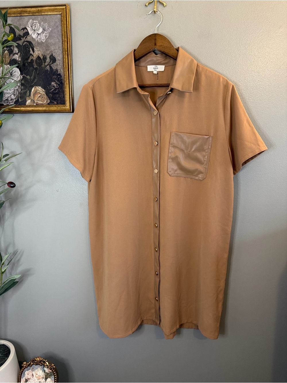Entro Shirt Dress Large Taupe Faux Leather Trim Button Front Quiet Luxury - Picture 3 of 8